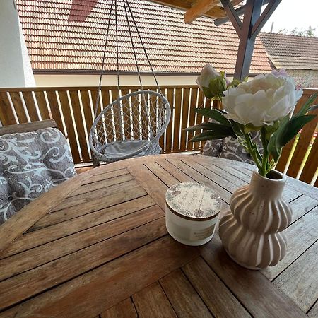 Apartman Mara Mala Subotica Екстер'єр фото