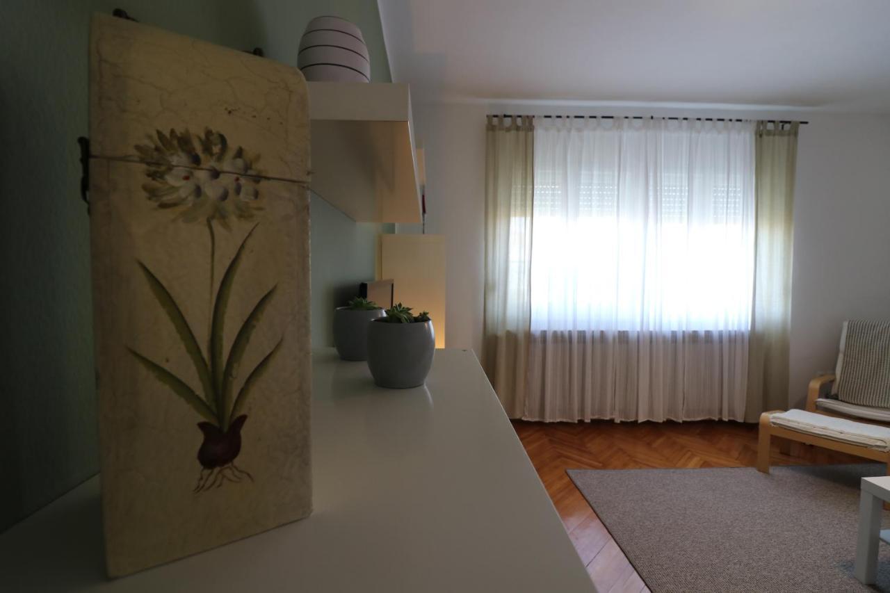 Apartman Mara Mala Subotica Екстер'єр фото